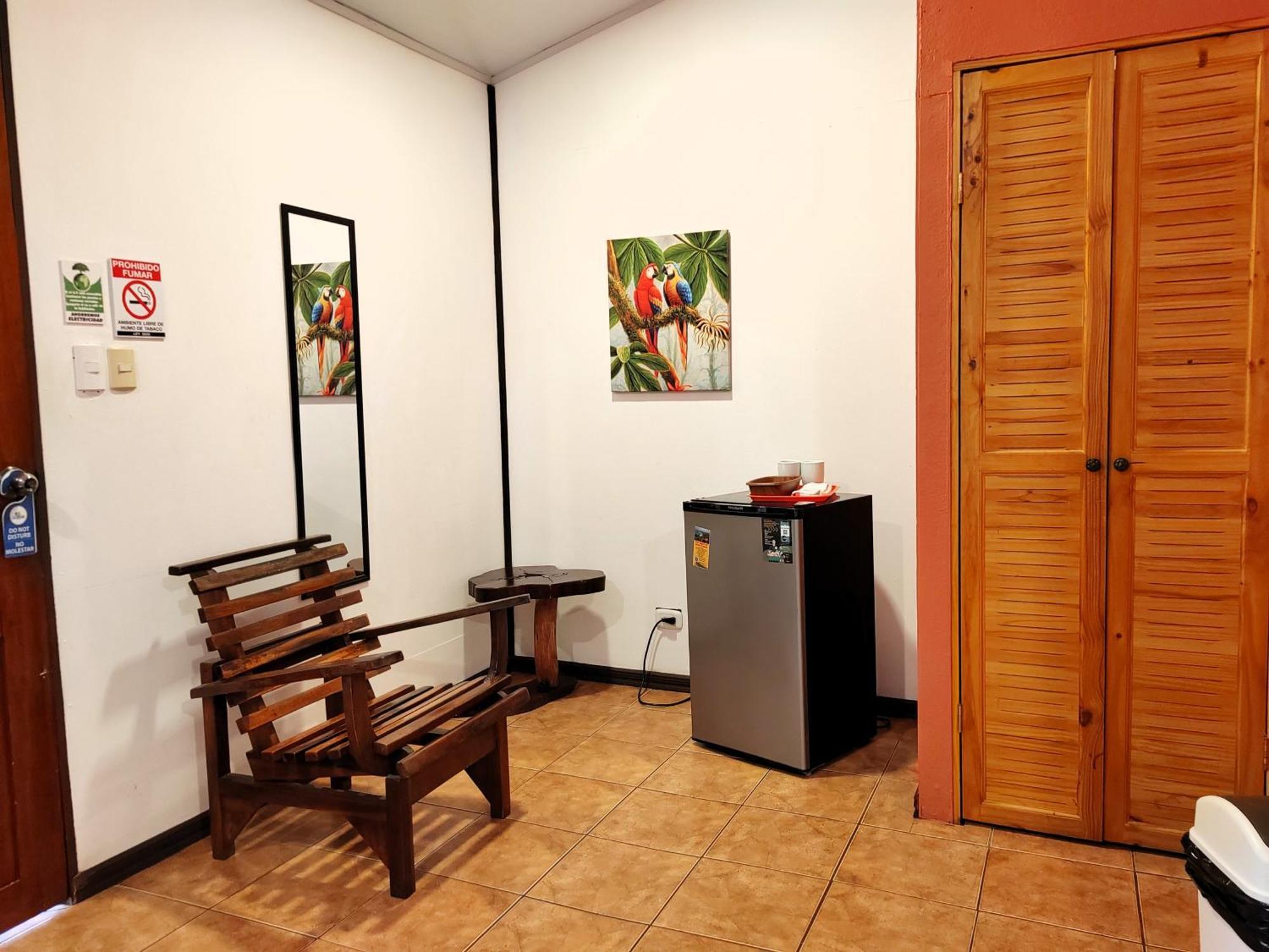 Hotel Los Ranchos Jaco Exterior photo